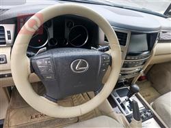 لێکزس LX